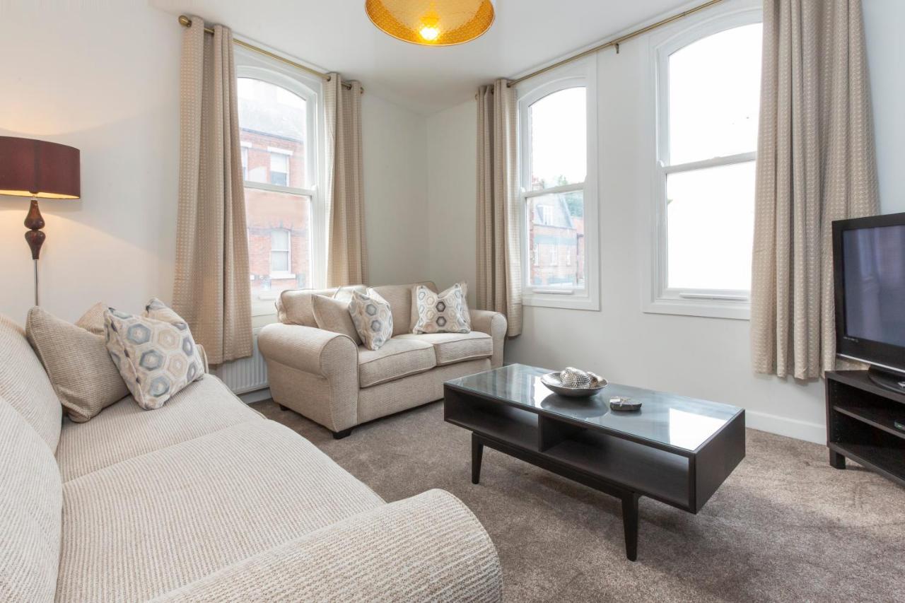Apartemen Portland Street With Free Parking