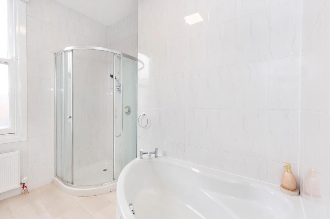 Apartemen Portland Street With Free Parking *