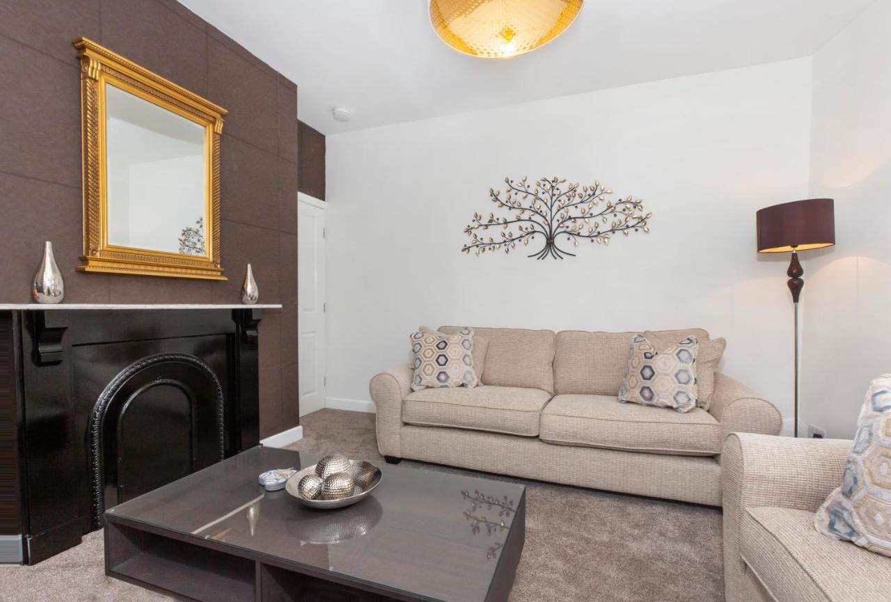 Apartemen Portland Street With Free Parking York